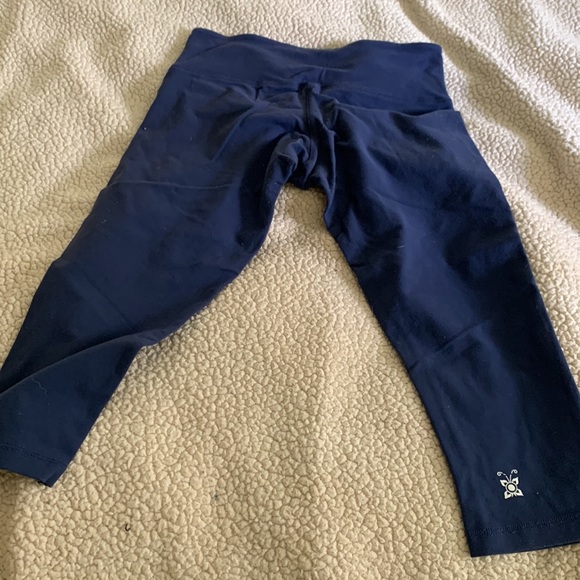 Women’s work out tights - Picture 2 of 4